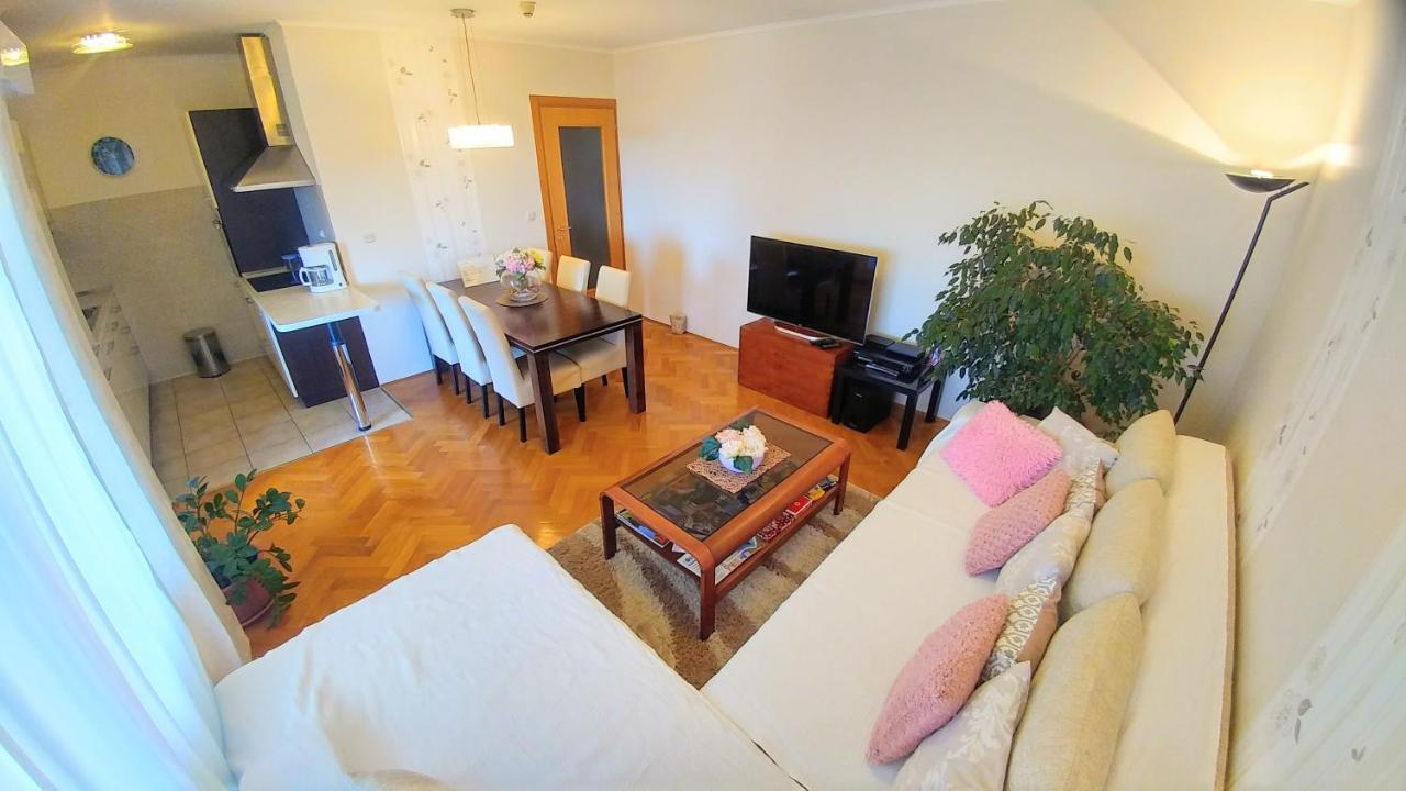 Apartment Deluxe Sea View ספליט מראה חיצוני תמונה